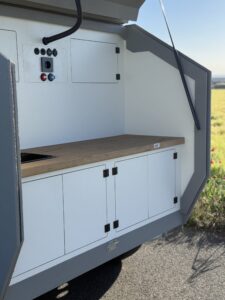 O-M Campers Exterior